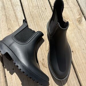 Black Chelsea rain Boots